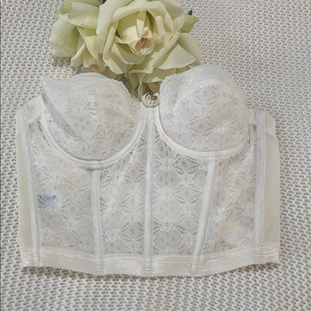Vintage White Lace Bustier